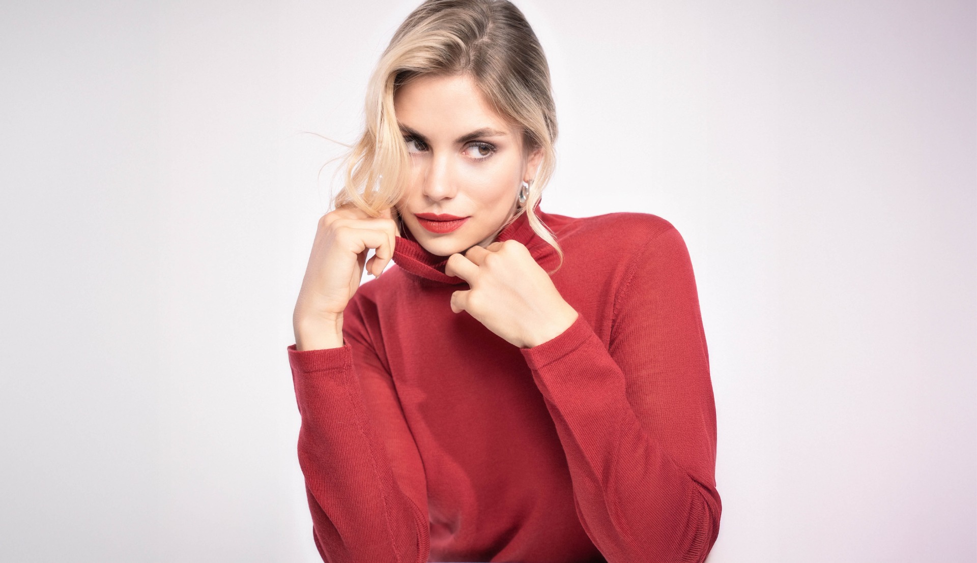 Christmas Hair-Inspiration: Diese Looks gelingen mit Scrunchies & Haarklammern